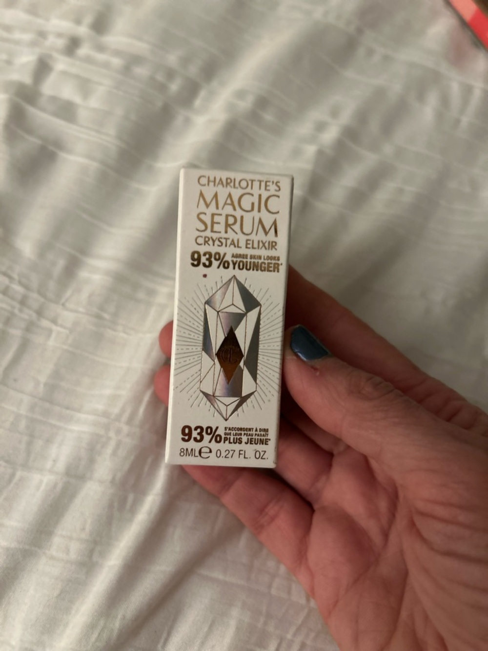 Charlotte Tilbury Magic Serum Crystal Elixir - White & Gold